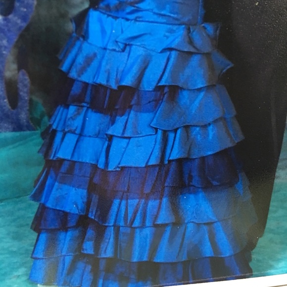 Blue Tiered Mermaid Dress - Picture 4 of 4